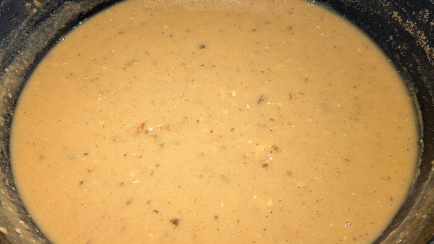 Chicken gravy in a cast-iron skillet